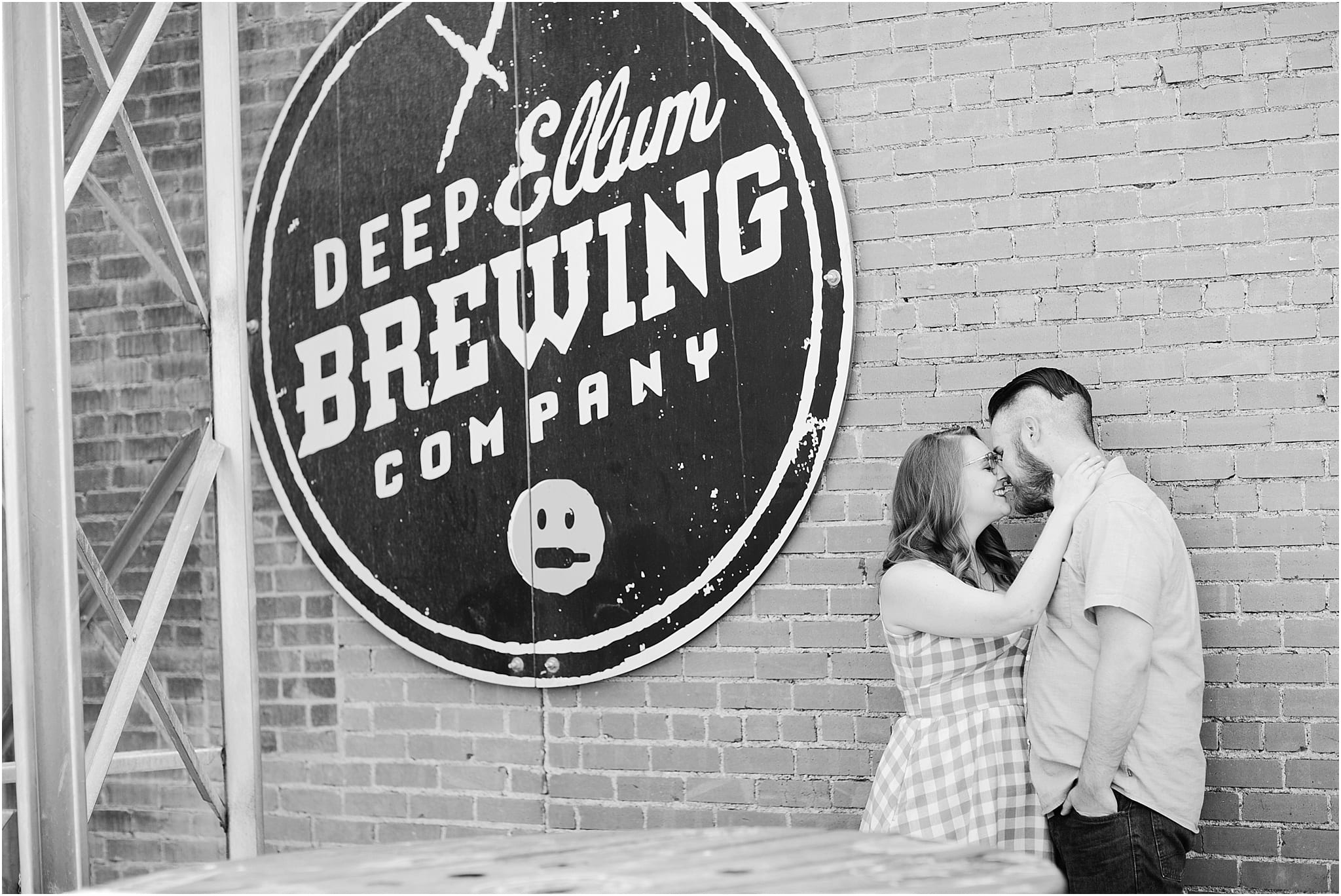 deep ellum brewing company engagement photos_0957